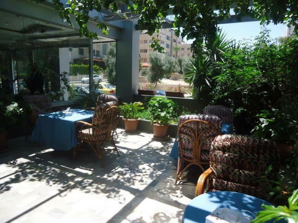Blue Rose Hotel Amman Esterno foto